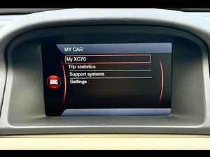 Volvo XC70 thumbnail