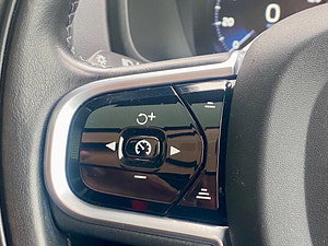 Volvo XC90 thumbnail