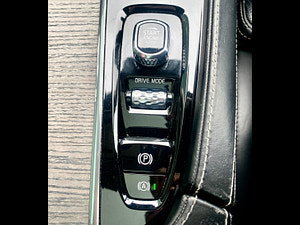Volvo XC90 thumbnail