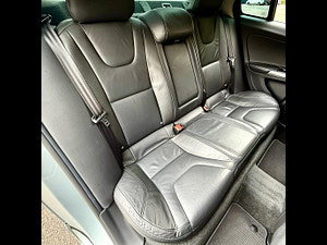 Volvo S60 thumbnail