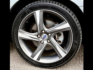 Volvo S60 thumbnail