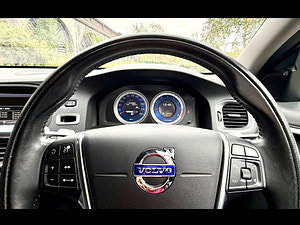 Volvo S60 thumbnail