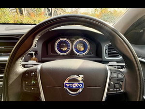 Volvo S60 thumbnail