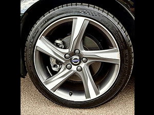 Volvo S60 thumbnail