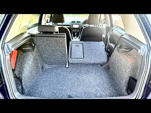 Volkswagen Golf thumbnail