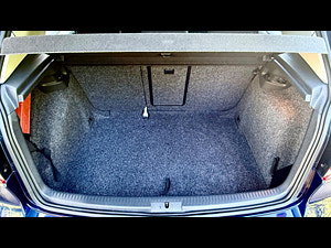 Volkswagen Golf thumbnail