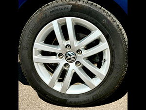 Volkswagen Golf thumbnail