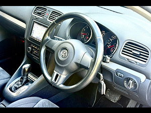 Volkswagen Golf thumbnail