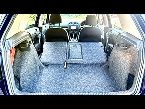 Volkswagen Golf thumbnail