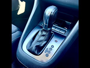Volkswagen Golf thumbnail