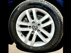Volkswagen Golf thumbnail