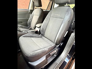 Volkswagen Golf thumbnail