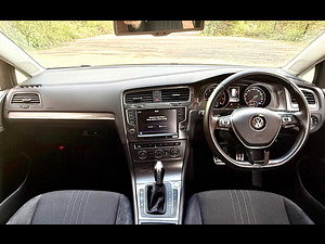 Volkswagen Golf thumbnail