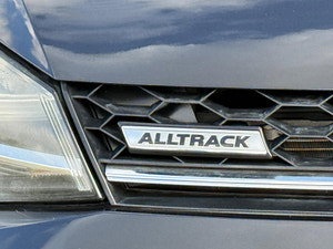 Volkswagen Golf thumbnail