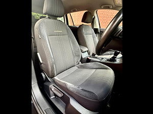 Volkswagen Golf thumbnail