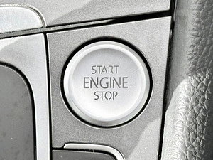Volkswagen Golf thumbnail