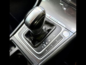 Volkswagen Golf thumbnail