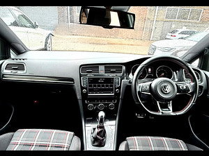 Volkswagen Golf thumbnail