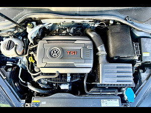 Volkswagen Golf thumbnail