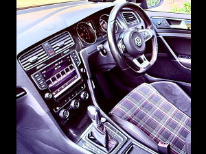 Volkswagen Golf thumbnail