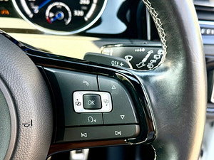 Volkswagen Golf thumbnail