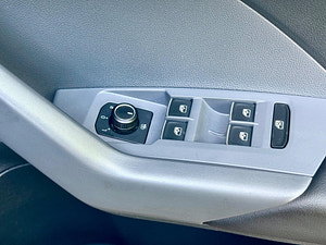 Volkswagen T-Cross thumbnail