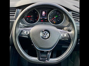 Volkswagen Tiguan thumbnail