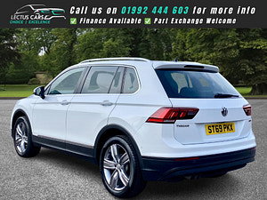 Volkswagen Tiguan thumbnail