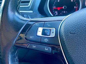Volkswagen Tiguan thumbnail