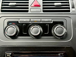 Volkswagen Touran thumbnail