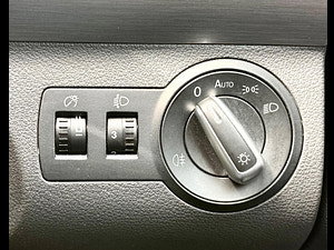 Volkswagen Touran thumbnail