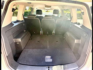 Volkswagen Touran thumbnail