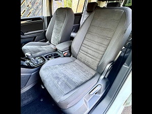 Volkswagen Touran thumbnail