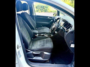 Volkswagen Touran thumbnail
