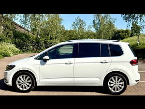 Volkswagen Touran thumbnail