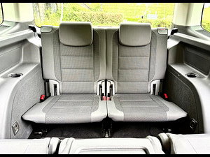 Volkswagen Touran thumbnail