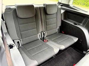 Volkswagen Touran thumbnail
