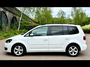 Volkswagen Touran thumbnail