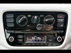 Volkswagen up! thumbnail
