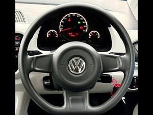 Volkswagen up! thumbnail