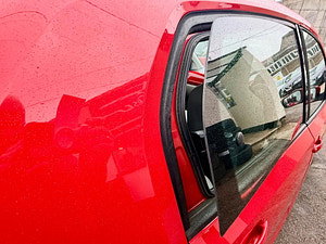 Volkswagen up! thumbnail