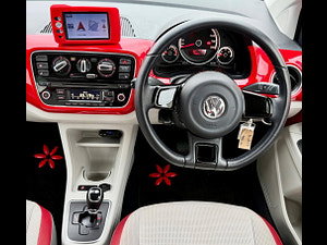 Volkswagen up! thumbnail