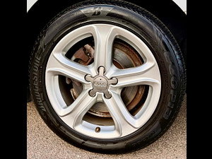 Audi A4 thumbnail