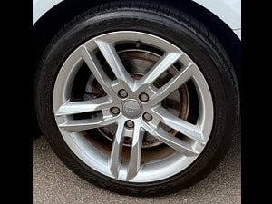 Audi A4 Avant thumbnail