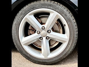 Audi A4 Avant thumbnail