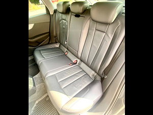 Audi A4 allroad thumbnail
