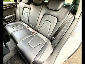 Audi A4 allroad thumbnail
