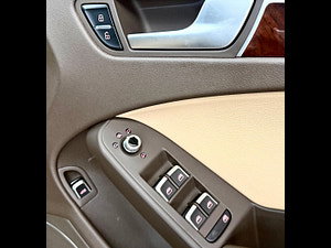 Audi A4 allroad thumbnail