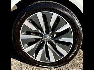 Audi A6 Avant thumbnail