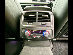 Audi A6 Allroad thumbnail